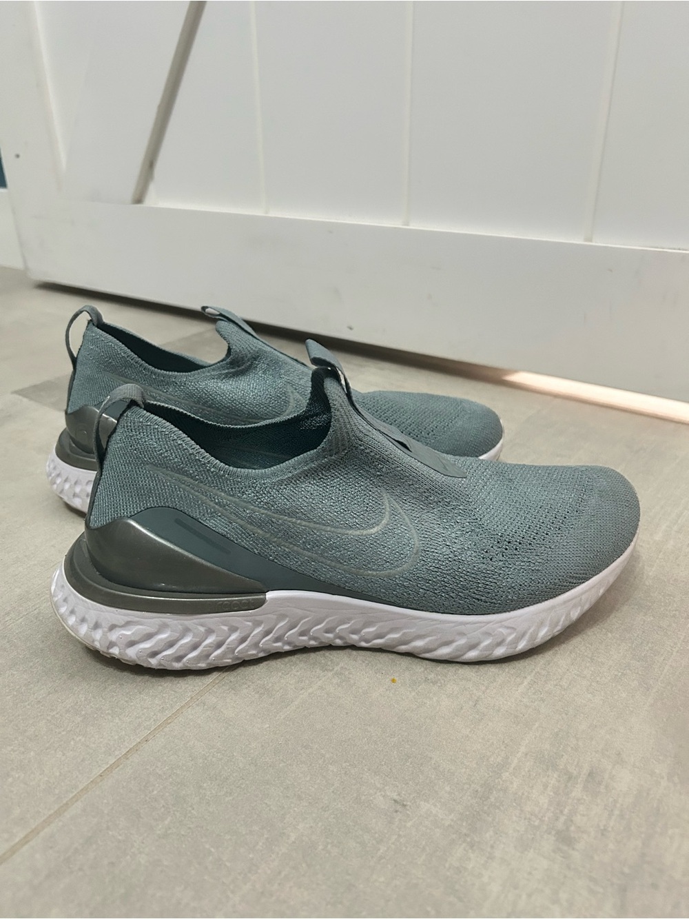 Nike Men’s Slip-On Knit Sneakers in Teal Green and White